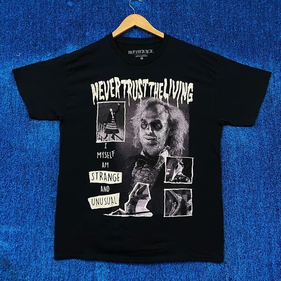 Beetlejuice Never Trust the Living Gothic Movie Promo Tee L